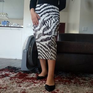 Printed midi skirt